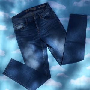 Guess Jeans - Power Curvy Mid